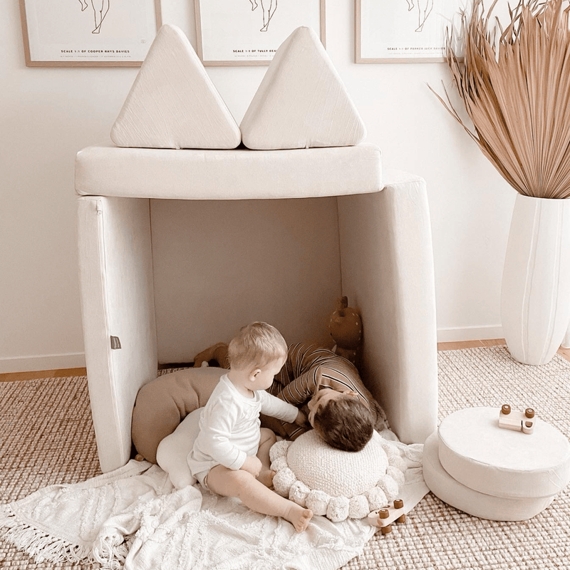 The Possum Play Couch (with Circle Set)